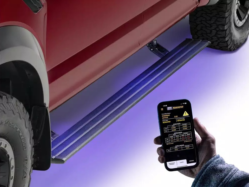RealTruck AMP Research PowerStep Smart Series